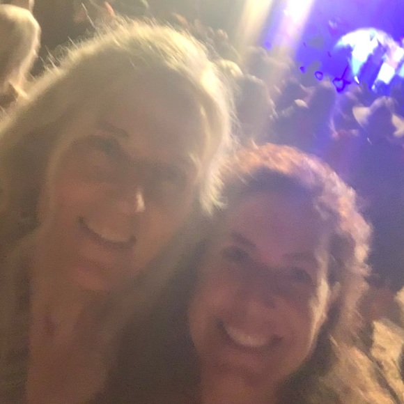 Meet your Posher, Karen - Picture 7 of 7